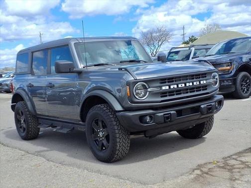 2022 Ford Bronco Black Diamond