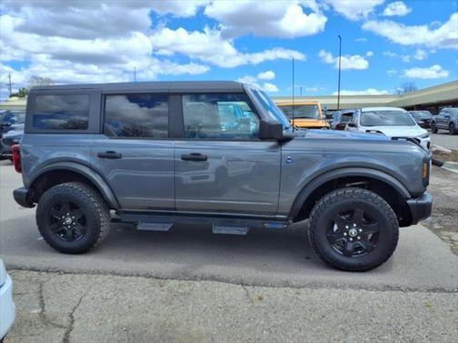 2022 Ford Bronco Black Diamond
