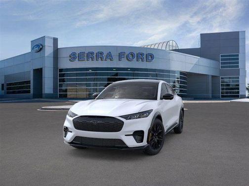 Star White Metallic Tri-Coat 2026 Ford Mustang Mach-E Premium