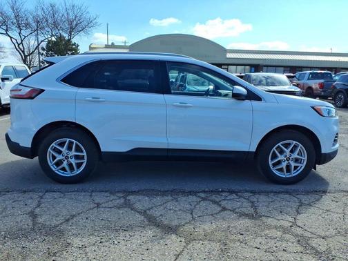 Oxford White 2023 Ford Edge SEL