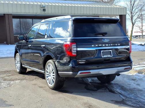 Agate Black Metallic 2023 Ford Expedition Limited