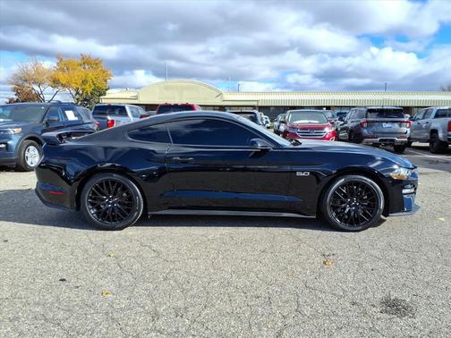 2023 Ford Mustang GT Premium