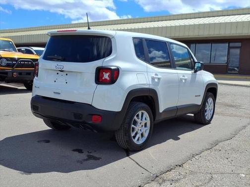 2023 Jeep Renegade Latitude