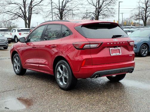 Rapid Red Metallic Tinted Clearcoat 2024 Ford Escape ST-Line