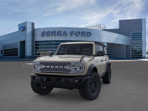 Desert Sand 2026 Ford Bronco Badlands
