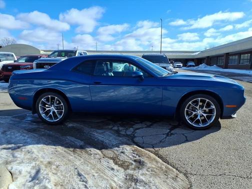 2021 Dodge Challenger SXT