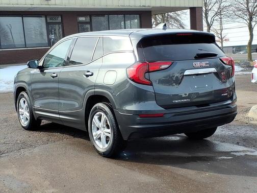 Graphite Gray Metallic 2019 GMC Terrain SLE
