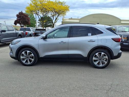 Iconic Silver Metallic 2023 Ford Escape Platinum