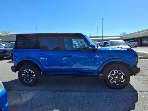 2023 Ford Bronco Outer Banks