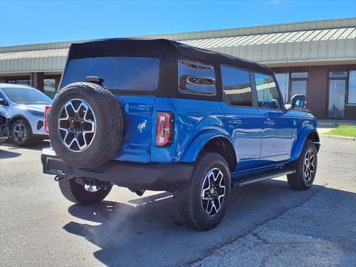 2023 Ford Bronco Outer Banks