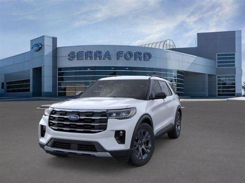 Space White Metallic 2026 Ford Explorer Active