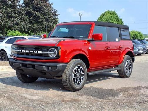 2023 Ford Bronco Outer Banks