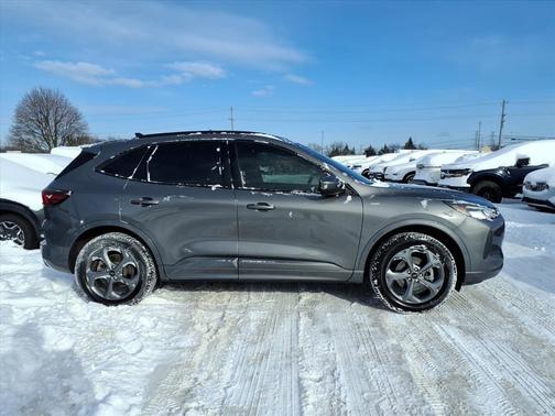 2024 Ford Escape ST-Line Select