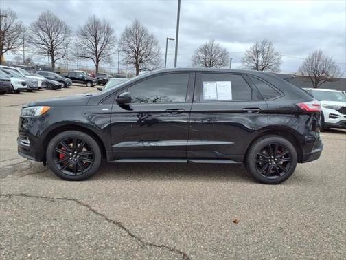 2022 Ford Edge ST Line