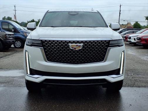 2022 Cadillac Escalade Premium Luxury
