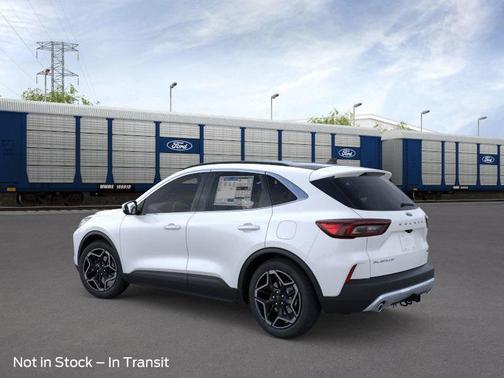 2026 Ford Escape Platinum