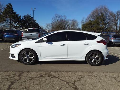 2018 Ford Focus ST 