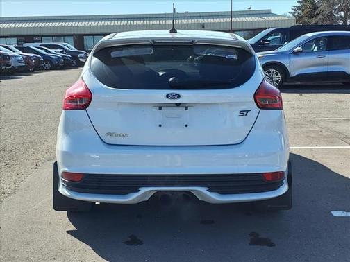 2018 Ford Focus ST 