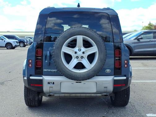 Tasman Blue Metallic 2020 Land Rover Defender 110 HSE