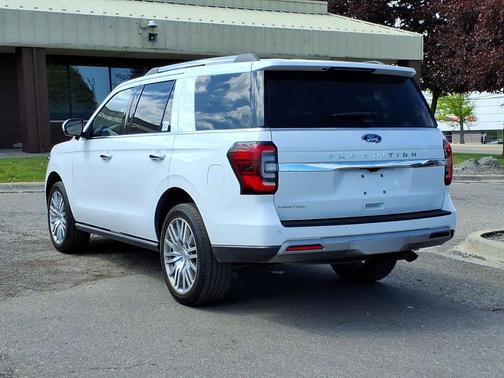 Oxford White 2023 Ford Expedition Limited