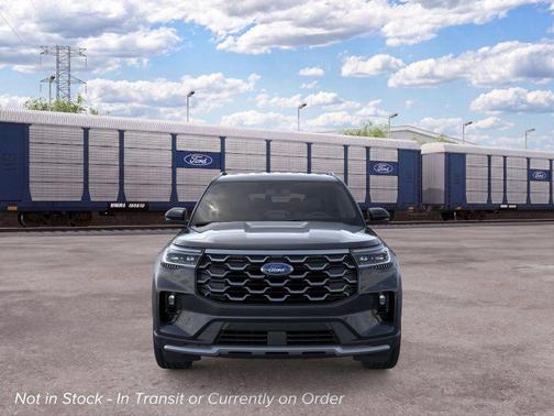 Agate Black Metallic 2026 Ford Explorer Platinum
