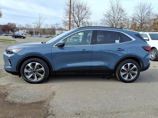 2023 Ford Escape Platinum