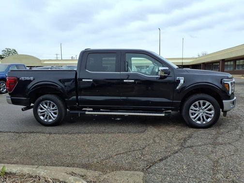 Agate Black Metallic 2024 Ford F-150 Lariat