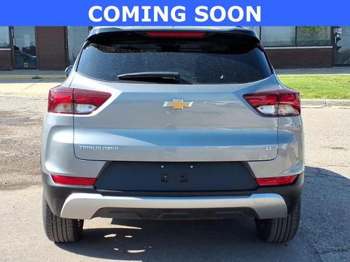 Sterling Gray Metallic 2023 Chevrolet Trailblazer LT