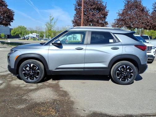 Sterling Gray Metallic 2023 Chevrolet Trailblazer LT