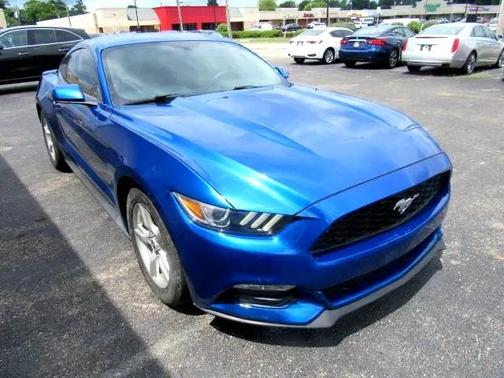 2017 Ford Mustang V6