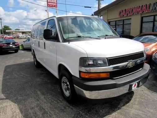 2017 Chevrolet Express 2500 LT