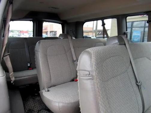 2017 Chevrolet Express 2500 LT