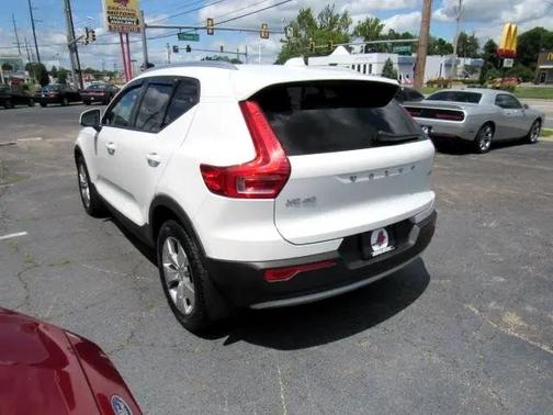 2019 Volvo XC40 T5 R-Design