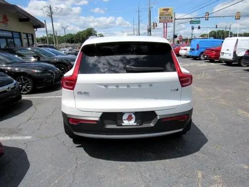 2019 Volvo XC40 T5 R-Design