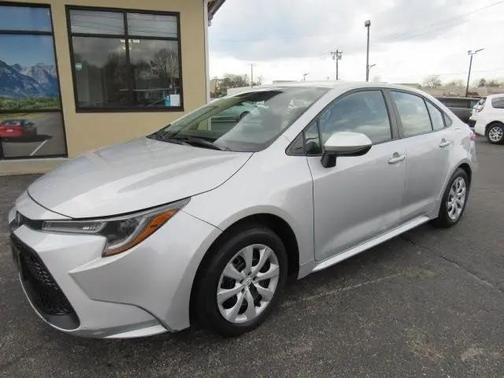 Classic Silver Metallic 2022 Toyota Corolla LE