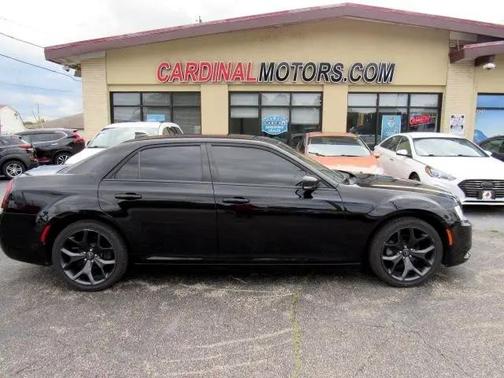 2021 Chrysler 300 S V6 RWD