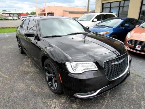 2021 Chrysler 300 S V6 RWD