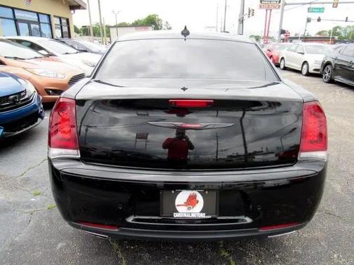 2021 Chrysler 300 S V6 RWD