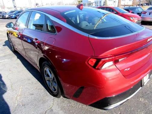 2022 Kia K5 LXS