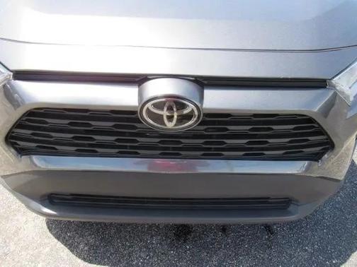 Magnetic Gray Metallic 2021 Toyota RAV4 XLE