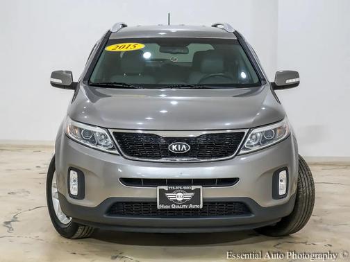 Titanium Silver 2015 Kia Sorento LX