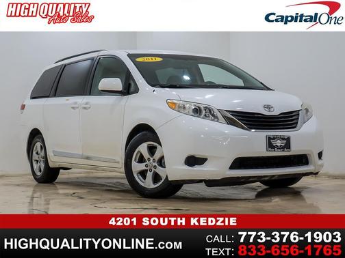 2011 Toyota Sienna LE