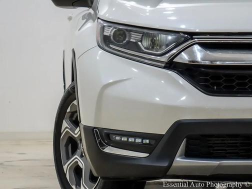 White Diamond Pearl 2018 Honda CR-V EX-L
