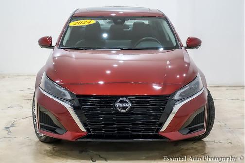 Scarlet Ember 2024 Nissan Altima 2.5 SL
