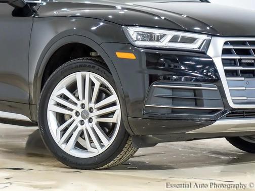 Brilliant Black 2020 Audi Q5 45 Premium Plus