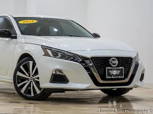 Pearl White Tricoat 2021 Nissan Altima SR Intelligent AWD