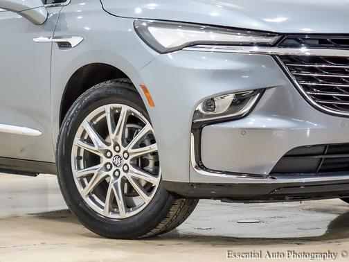2023 Buick Enclave Essence AWD