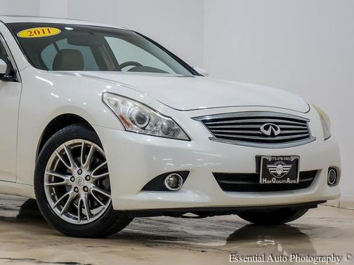 2011 INFINITI G37x Base