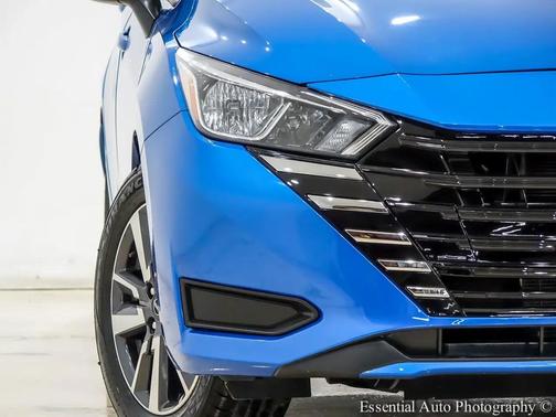 2023 Nissan Versa 1.6 SV