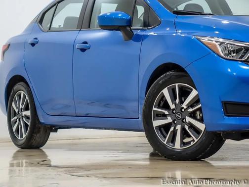 2023 Nissan Versa 1.6 SV